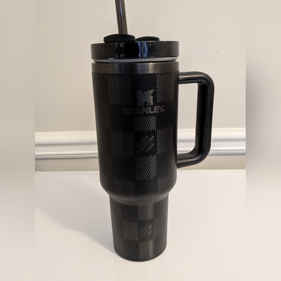 Stanley - Picture 1 of 3